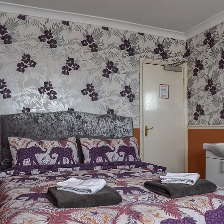 Vincent House Holiday home *